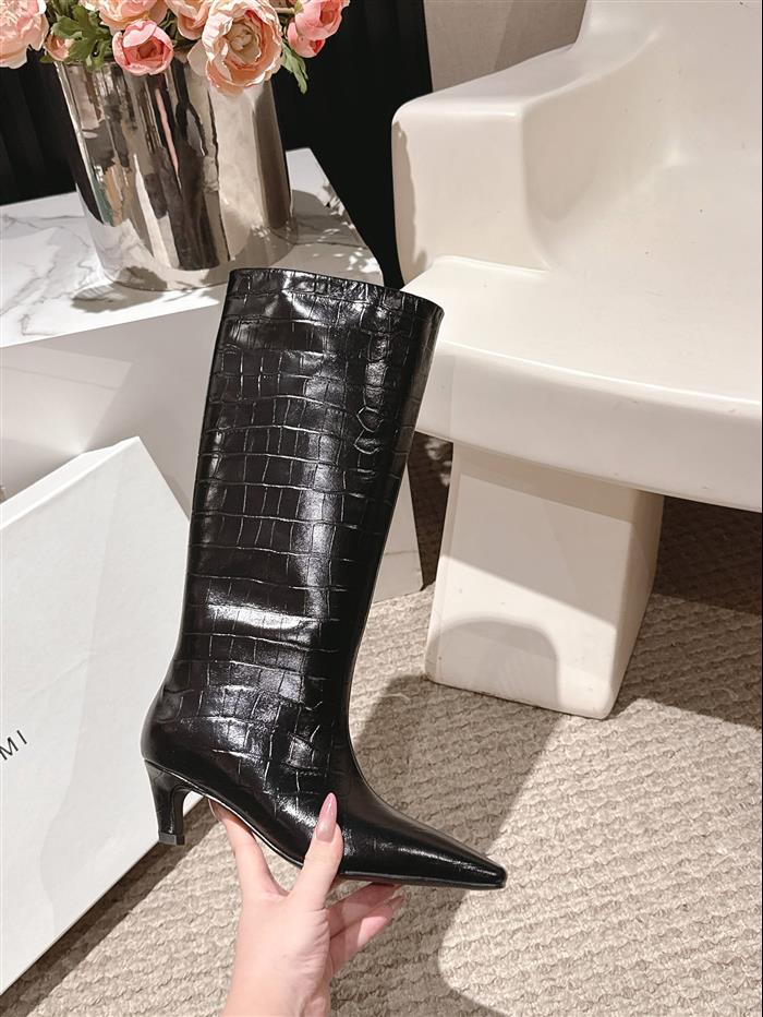 2025112818103216 460